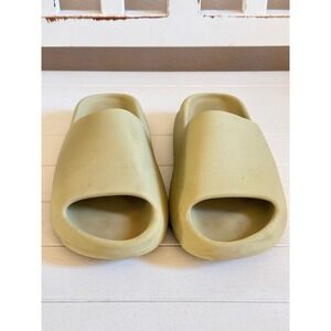 Adidas Yeezy Slide Resin GZ5551 Mens Size 7 Pale Green EVA Foam Sandals